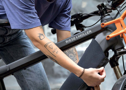 Battery cover on your ebike