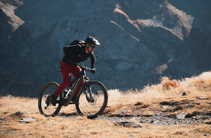 Orbea Rise E-Mountain Bike 2023: eMTBs From 15.9kg