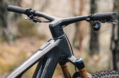 Focus Vam2 SL eMTB | One Piece Carbon Cockit